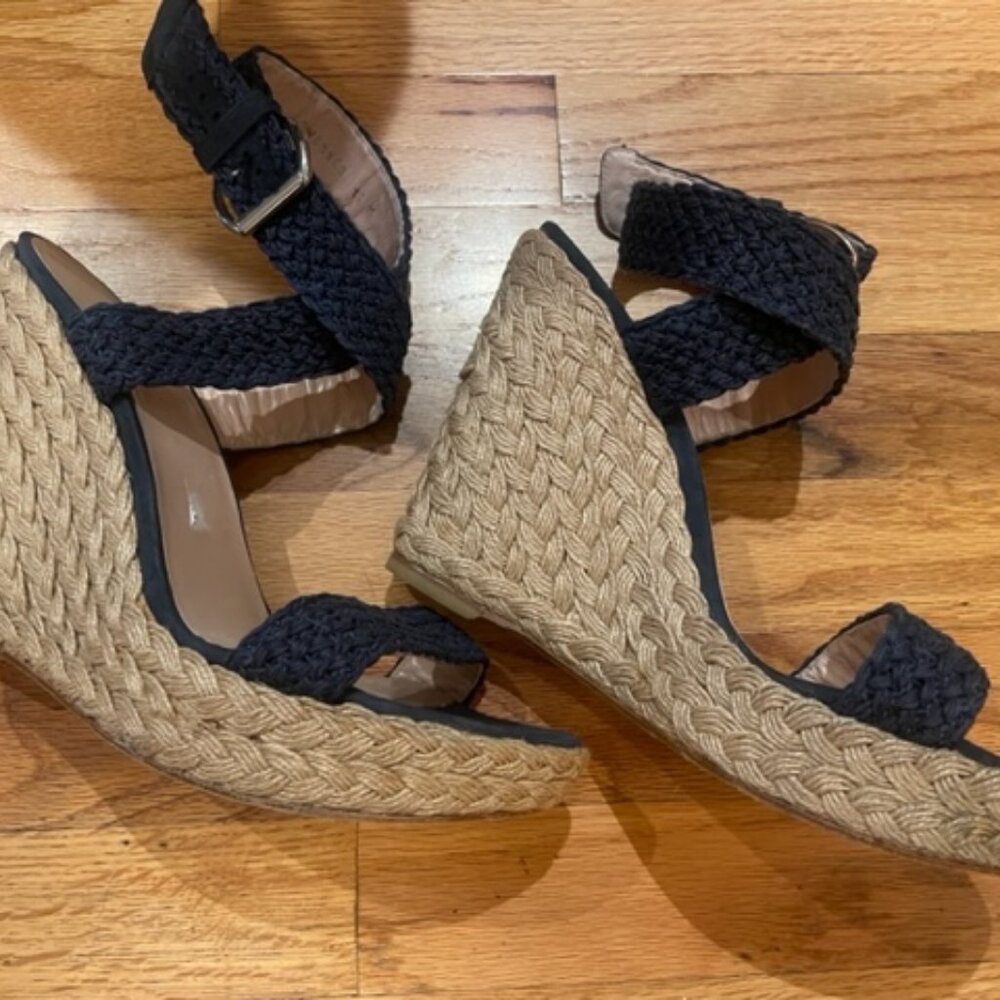 STUART WEITZMAN | Stuart Weitzman Alex Crochet Espadrille Sandal - size 11